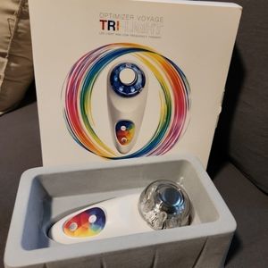 TRI LIGHT Led Light & Low Frequency Therapy